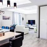 H11 Luxury Centro - Elegante - Casino 아파트 산레모