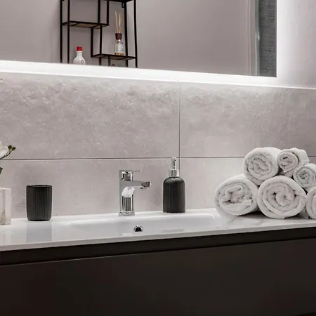 Апартаменты H11 Luxury Centro - Elegante - Casino Санремо