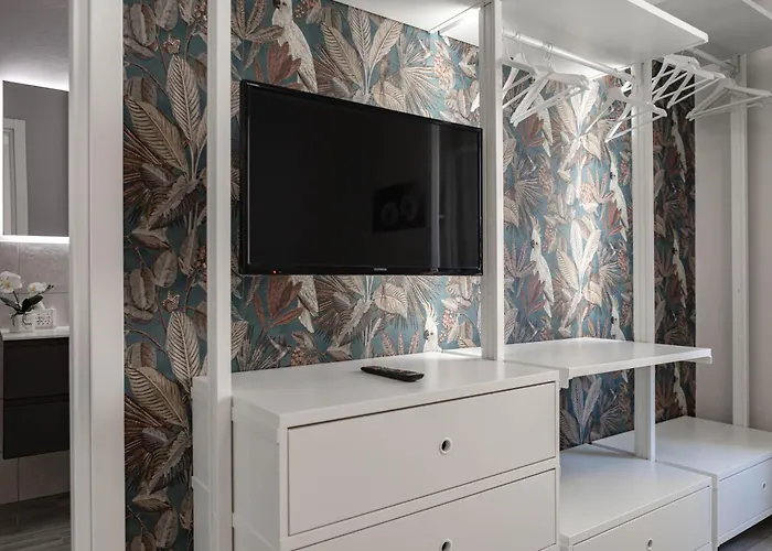 H11 Luxury Centro - Elegante - Casino Sanremo
